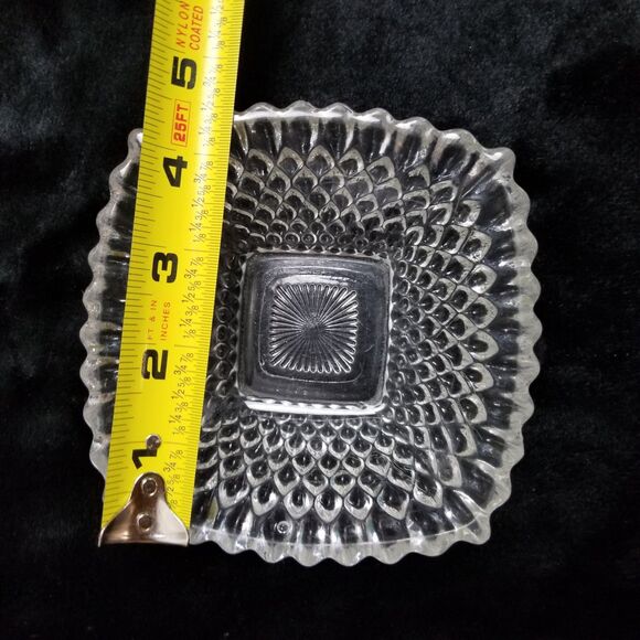 Diamond Cut Clear Glass Dish Bowl Scalloped Edge Square Nut Candy Kitchen Decor - Picture 3 of 6